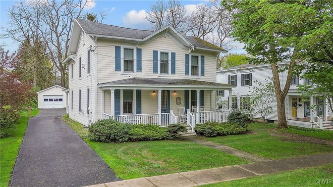 Detached Garage, Exterior, Facade, Queen Anne Victorian