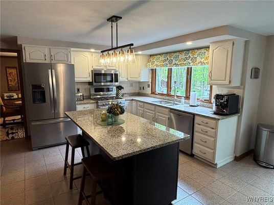 Interior, Kitchen, Pendant Lights, Recessed Lighting, Stainless Steel Appliances