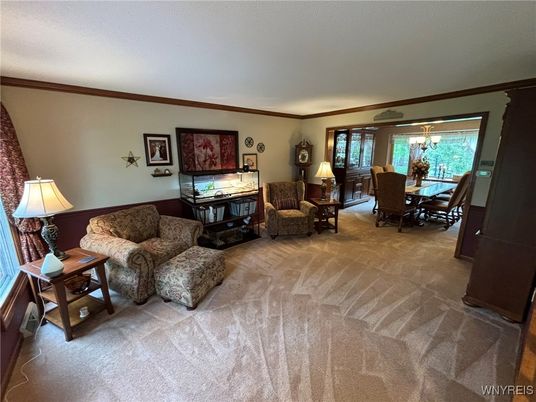 Chandelier, Dining room, Interior, Living room