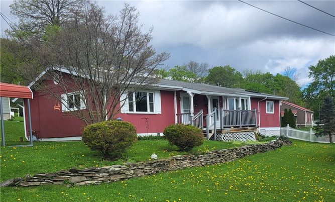 Backyard, Exterior, Facade, Cape Cod
