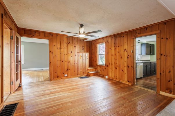 Empty room, Interior, Wood Texture Flooring, Wooden Walls