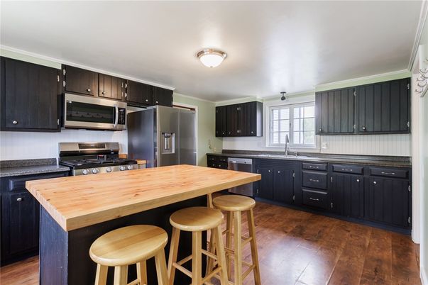 Interior, Kitchen, Stainless Steel Appliances, Wood Texture Flooring