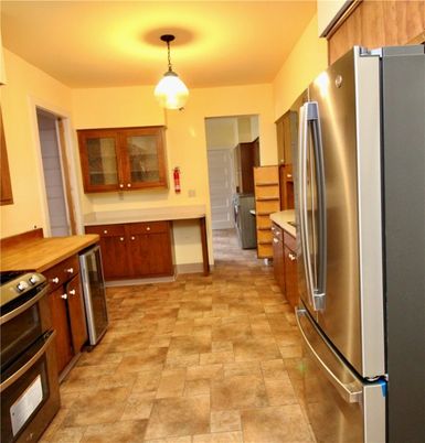Interior, Kitchen, Pendant Lights, Stainless Steel Appliances