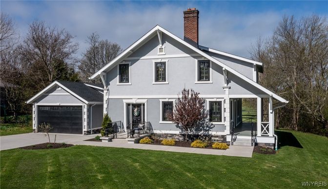Attached, Detached Garage, Exterior, Facade, Farmhouse
