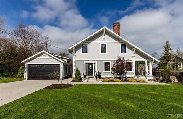 Attached, Detached Garage, Exterior, Facade, Farmhouse