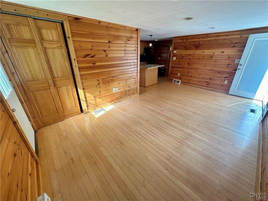 Empty room, Interior, Wood Texture Flooring, Wooden Walls