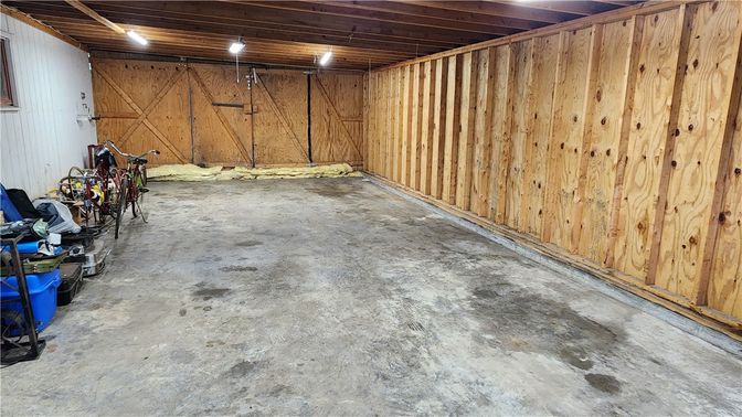 Interior, Wooden Walls