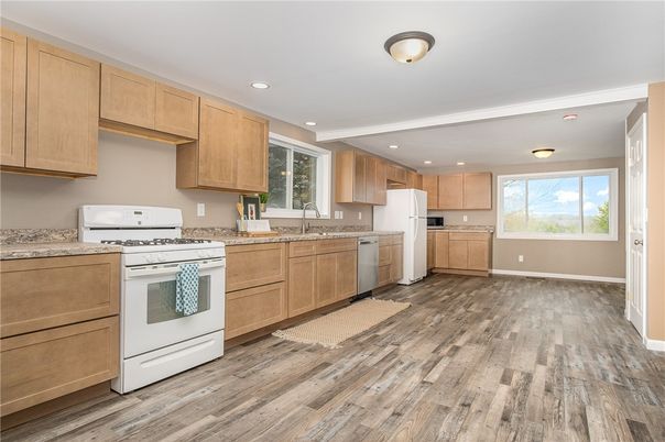 Interior, Kitchen, Recessed Lighting, Wood Texture Flooring