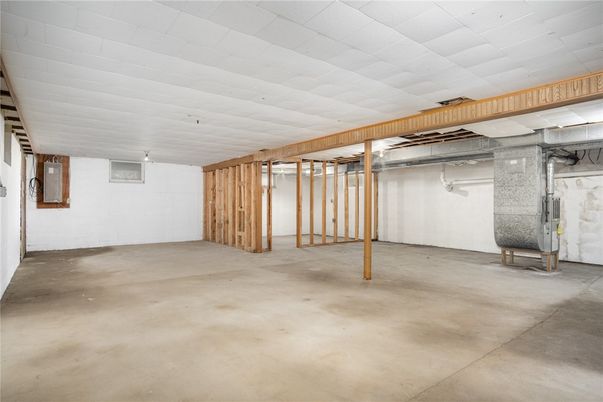 Garage, Interior