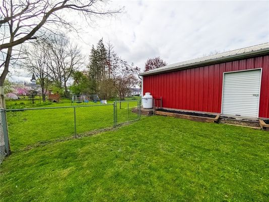 Backyard, Exterior