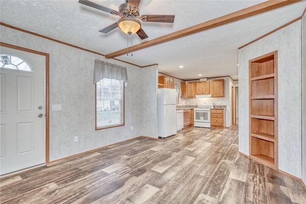 Interior, Kitchen, Recessed Lighting, Wood Texture Flooring