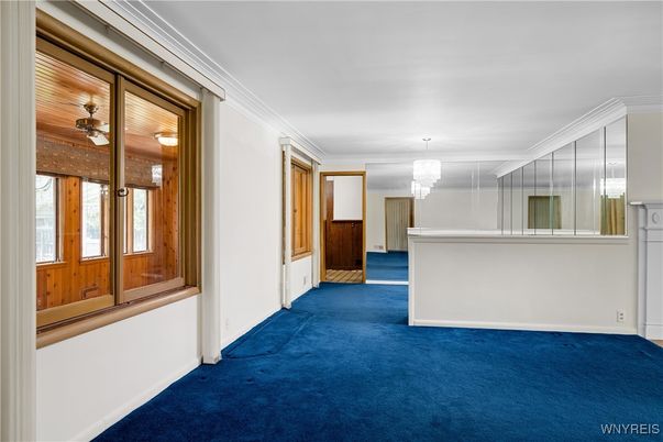 Chandelier, Empty room, Interior