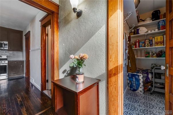 Interior, Stainless Steel Appliances, Wood Texture Flooring