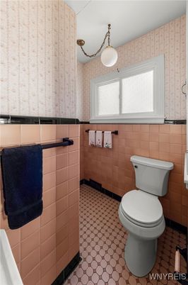Bathroom, Interior, Pendant Lights