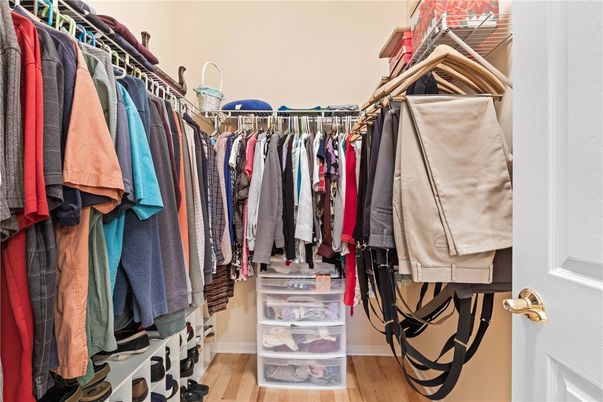 Interior, Walk-in Closets, Wood Texture Flooring