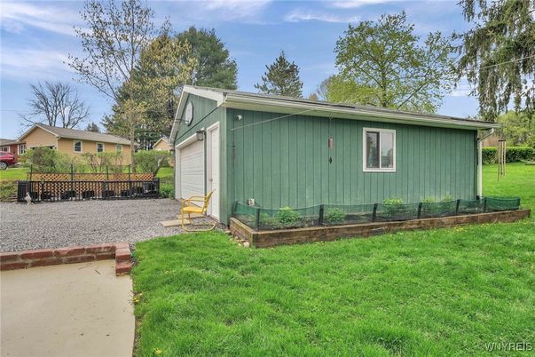 Backyard, Detached Garage, Exterior