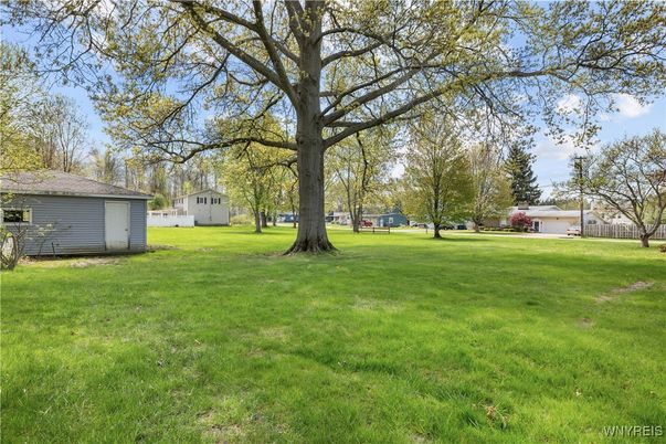 Backyard, Detached Garage, Exterior
