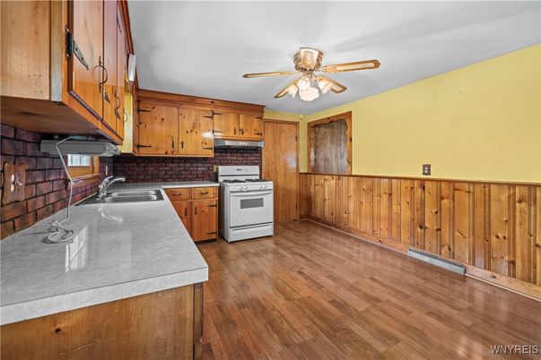 Interior, Kitchen, Wood Texture Flooring