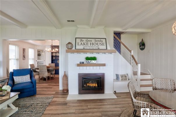 Chandelier, Dining room, Fireplace, Interior, Pendant Lights, Wood Texture Flooring