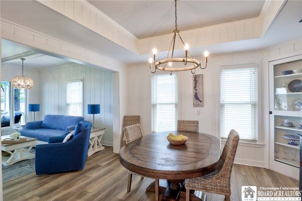 Chandelier, Dining room, Interior, Living room, Pendant Lights, Wood Texture Flooring