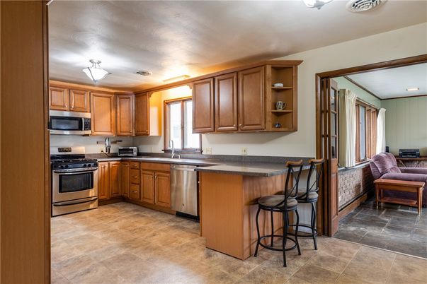 Interior, Kitchen, Stainless Steel Appliances