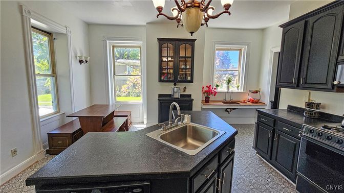 Chandelier, Interior, Kitchen
