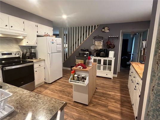 Interior, Kitchen, Recessed Lighting, Wood Texture Flooring