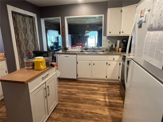 Interior, Kitchen, Wood Texture Flooring