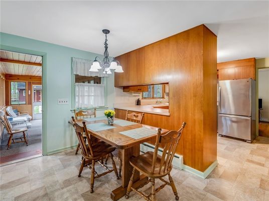 Chandelier, Dining room, Interior, Kitchen, Pendant Lights