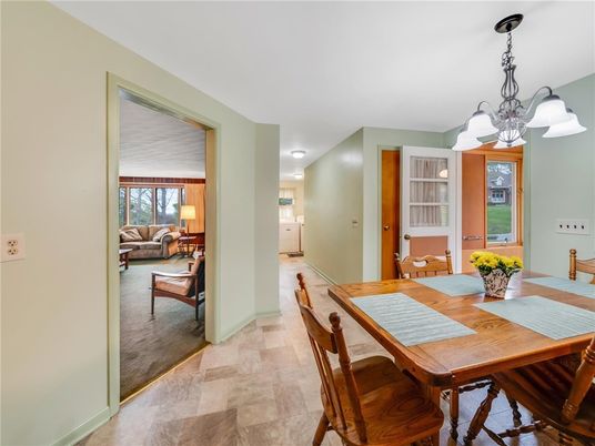Chandelier, Dining room, Interior, Living room