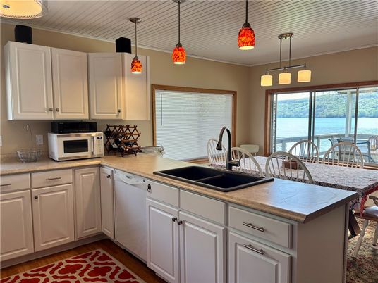 Interior, Kitchen, Pendant Lights, Water