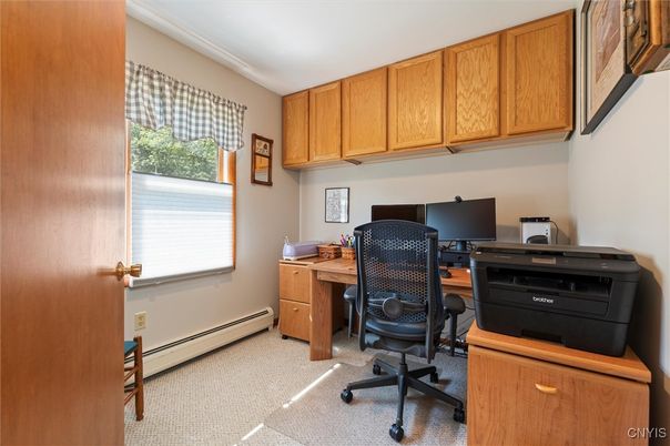 Home Office, Interior