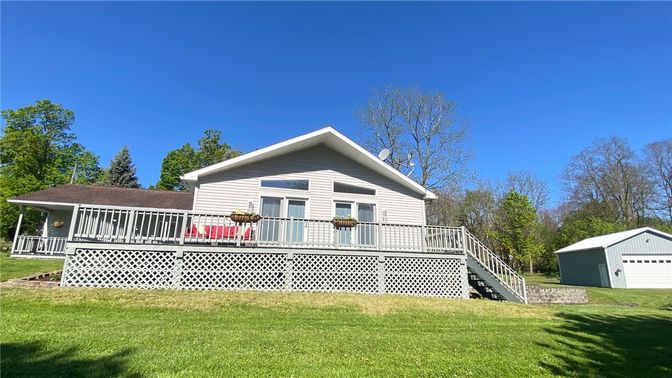 Backyard, Detached Garage, Exterior