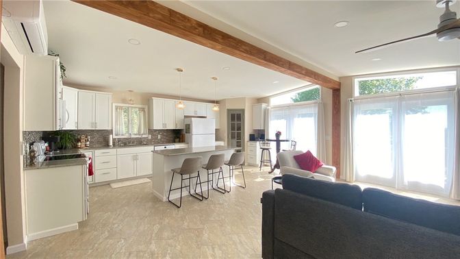 Interior, Kitchen, Living room, Pendant Lights, Recessed Lighting, Wooden Beams