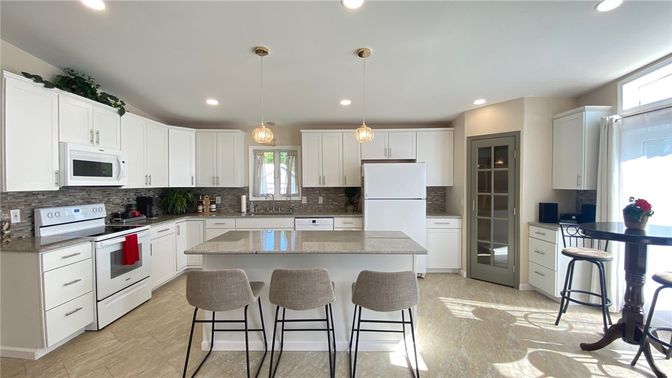 Interior, Kitchen, Pendant Lights, Recessed Lighting