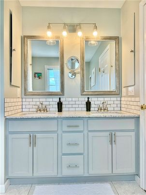 Bathroom, Dual Sink Vanities, Interior