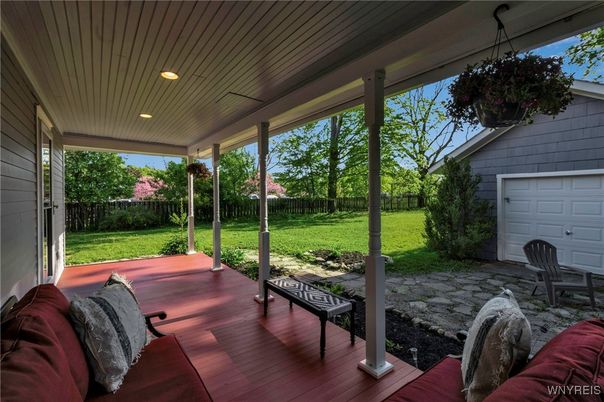 Backyard, Exterior