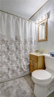 Bathroom, Interior