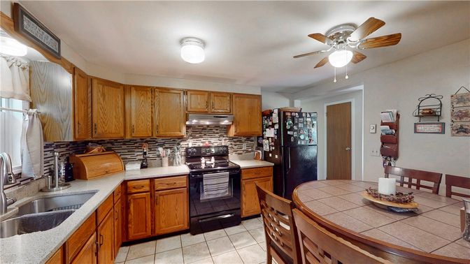 Interior, Kitchen, Tile Countertops