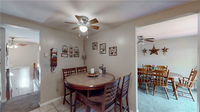 Dining room, Interior