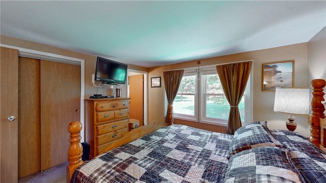 Bedroom, Interior, Water