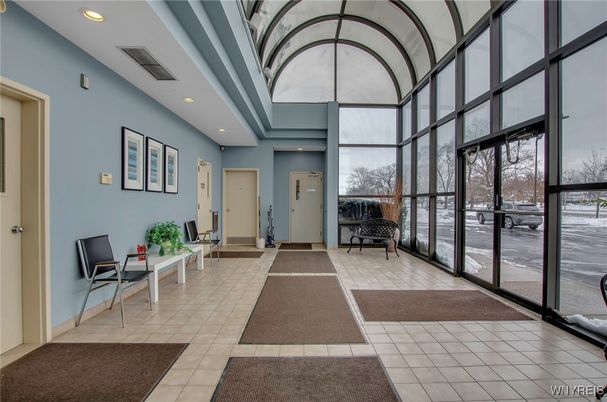 Interior, Recessed Lighting, Sun Room