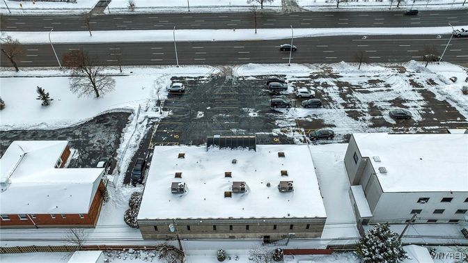 Exterior, Drone
