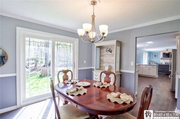 Chandelier, Dining room, Interior, Kitchen, Recessed Lighting, Wood Texture Flooring