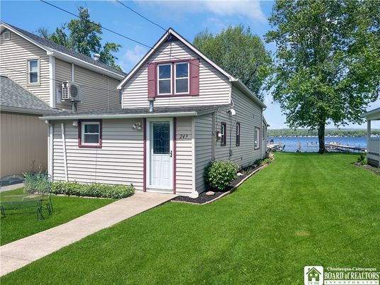 Backyard, Exterior, Water