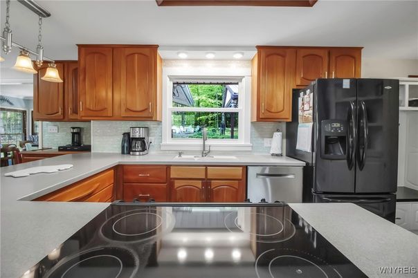 Interior, Kitchen, Pendant Lights, Stainless Steel Appliances