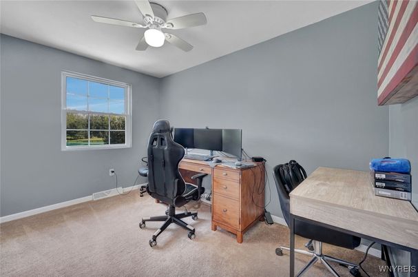 Home Office, Interior