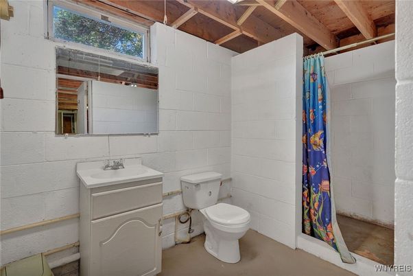 Bathroom, Interior, Wooden Beams, Wooden Ceilings