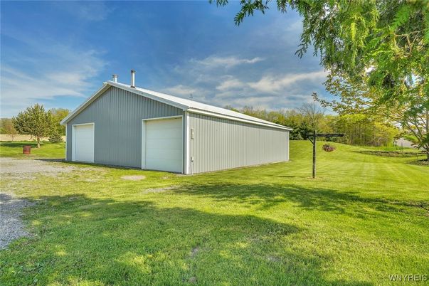 Backyard, Detached Garage, Exterior