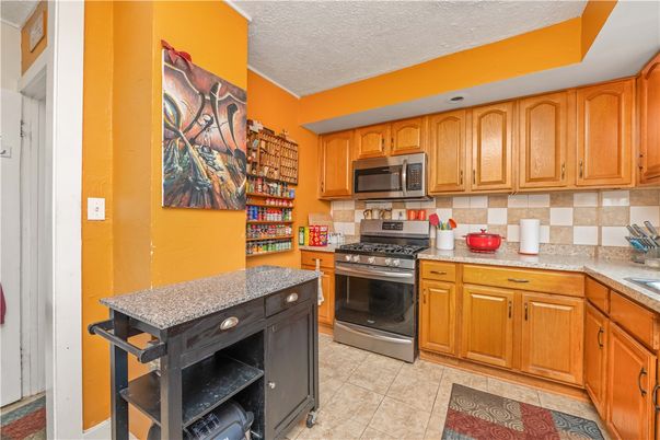 Interior, Kitchen, Stainless Steel Appliances